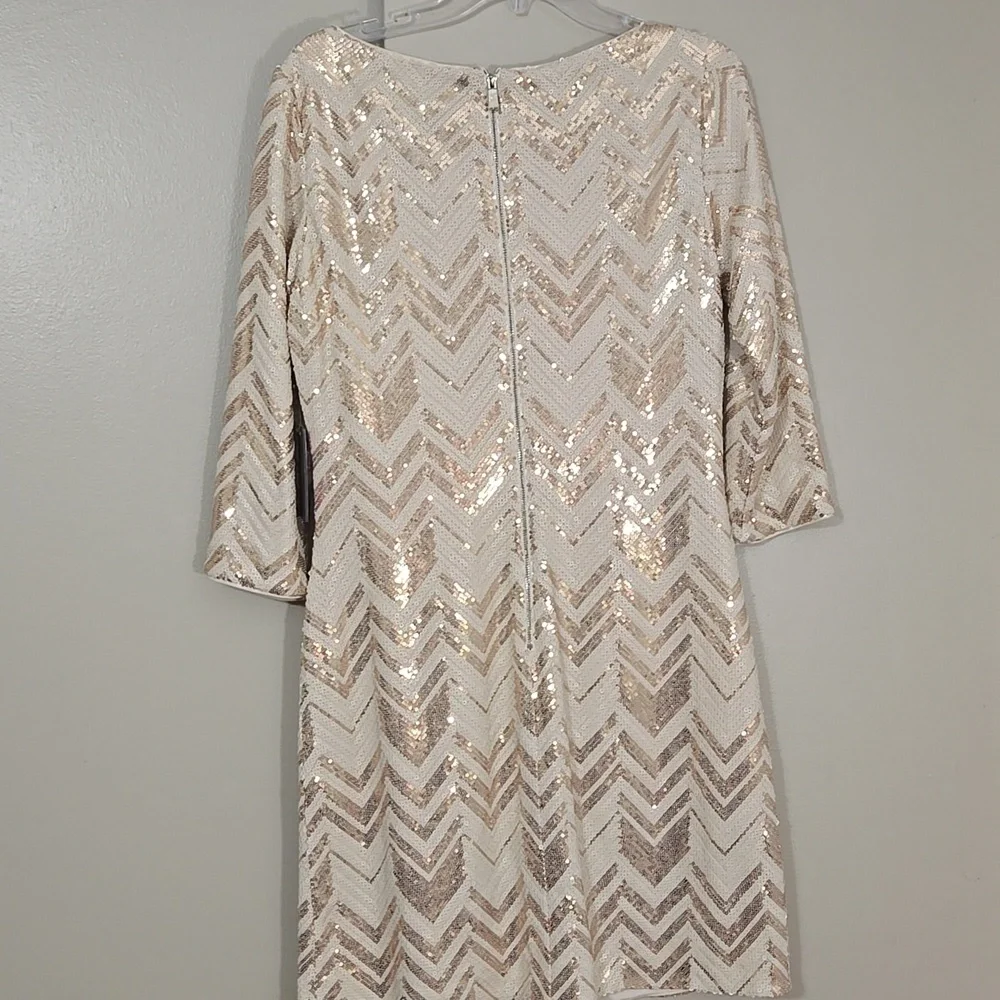 Vince Camuto Gold & Cream Sequin Chevron Dress Size 12 NWT - Picture 7 of 7